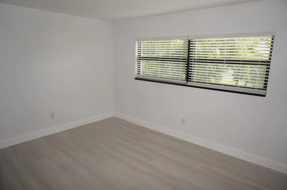 1513 39TH STREET West Palm Beach, FL 33407