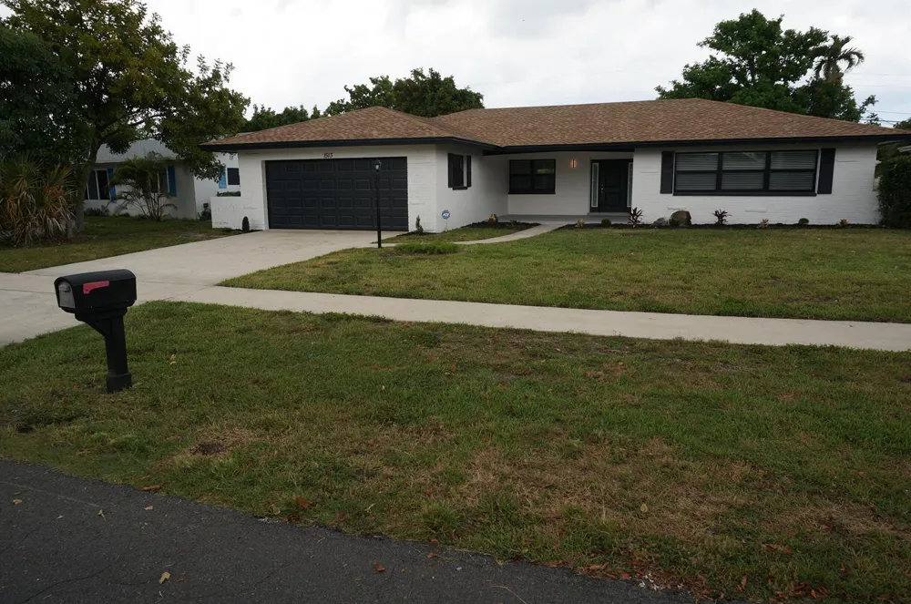 1513 39TH STREET West Palm Beach, FL 33407