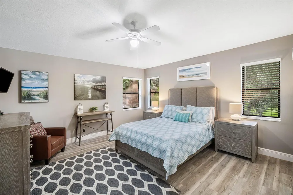 9729 SILLS DRIVE E #201 Boynton Beach, FL 33437
