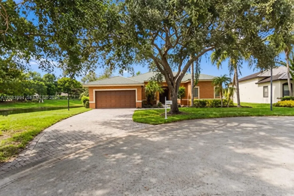 10989 NW 56th Ct #N/A Coral Springs, FL 33076