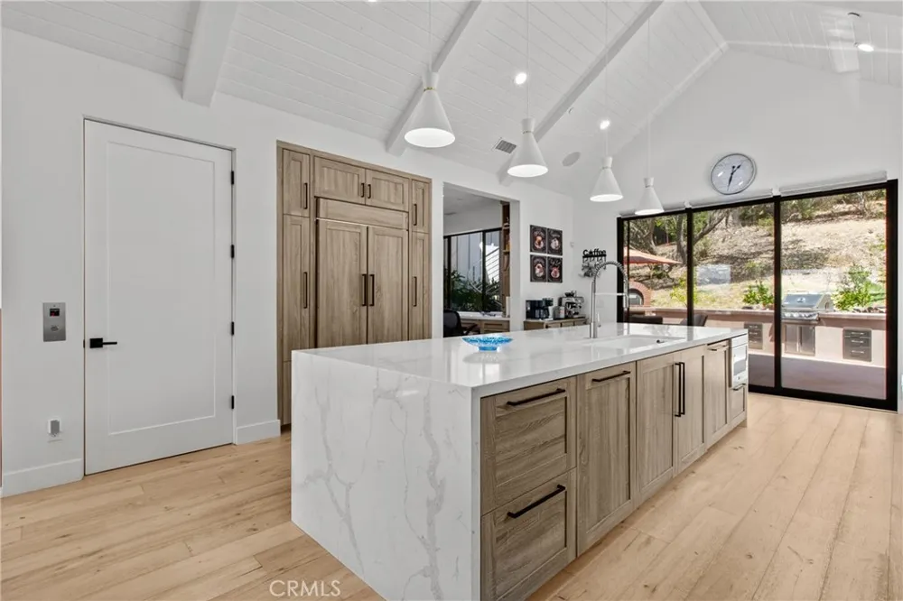 2054 Fixlini Street San Luis Obispo, CA 93401