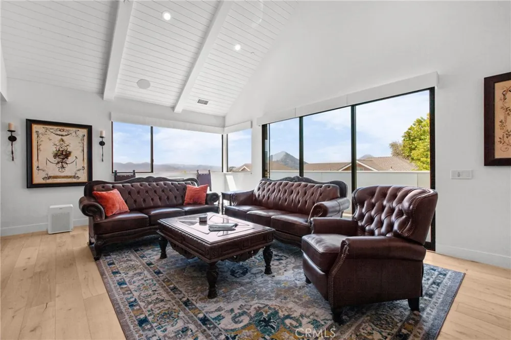 2054 Fixlini Street San Luis Obispo, CA 93401