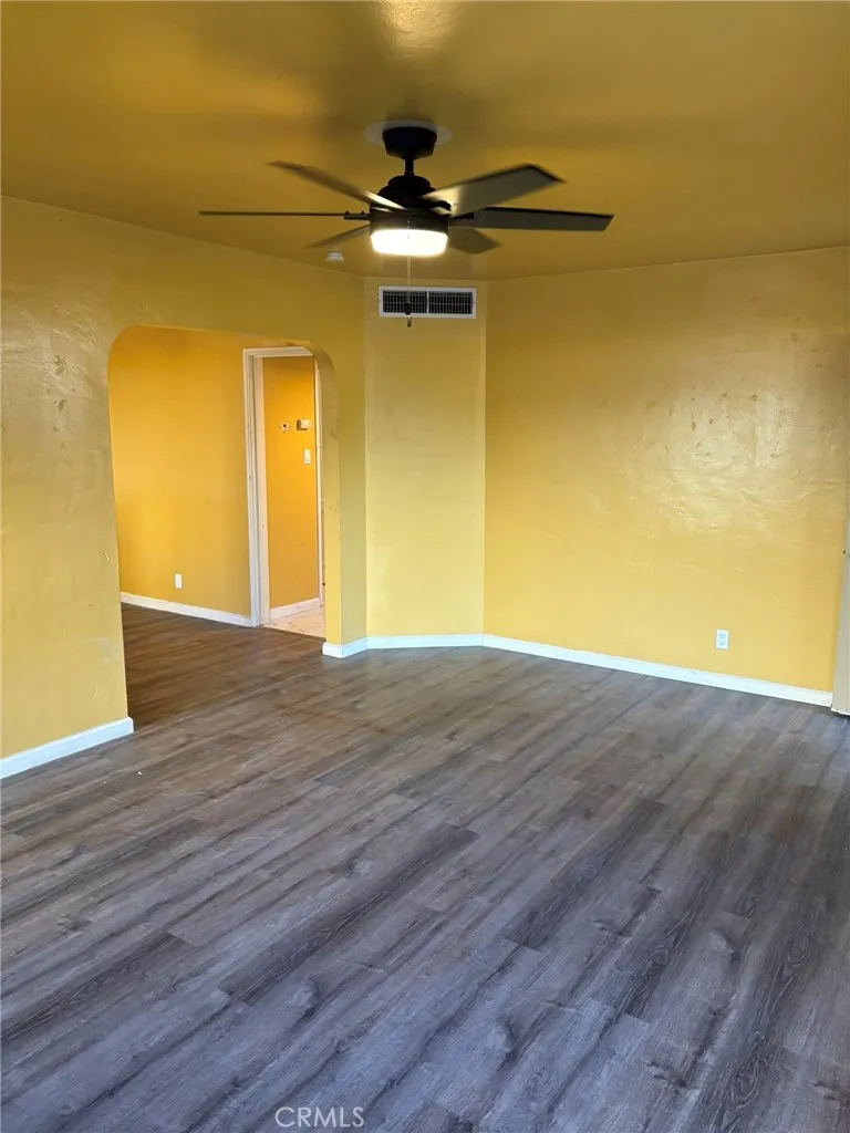 2325 Verde Bakersfield, CA 93304
