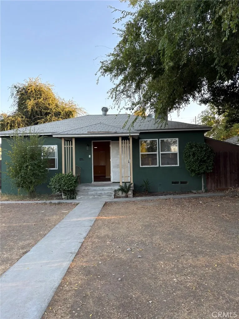 2325 Verde Bakersfield, CA 93304