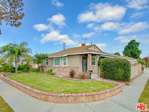 18515 Doty Avenue