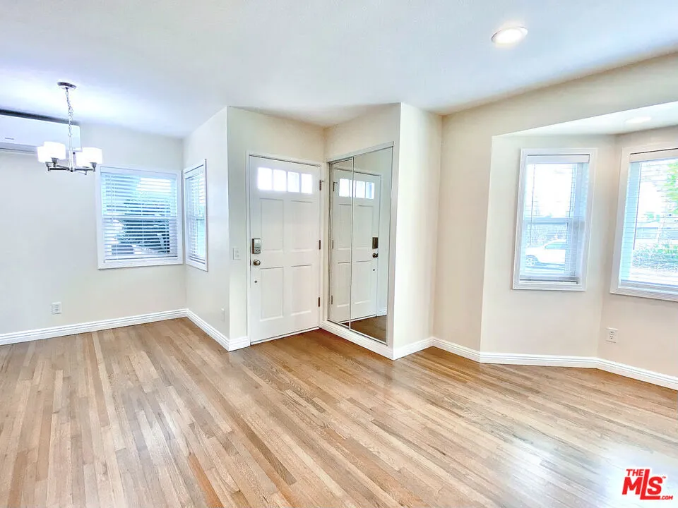 18515 Doty Avenue Torrance, CA 90504