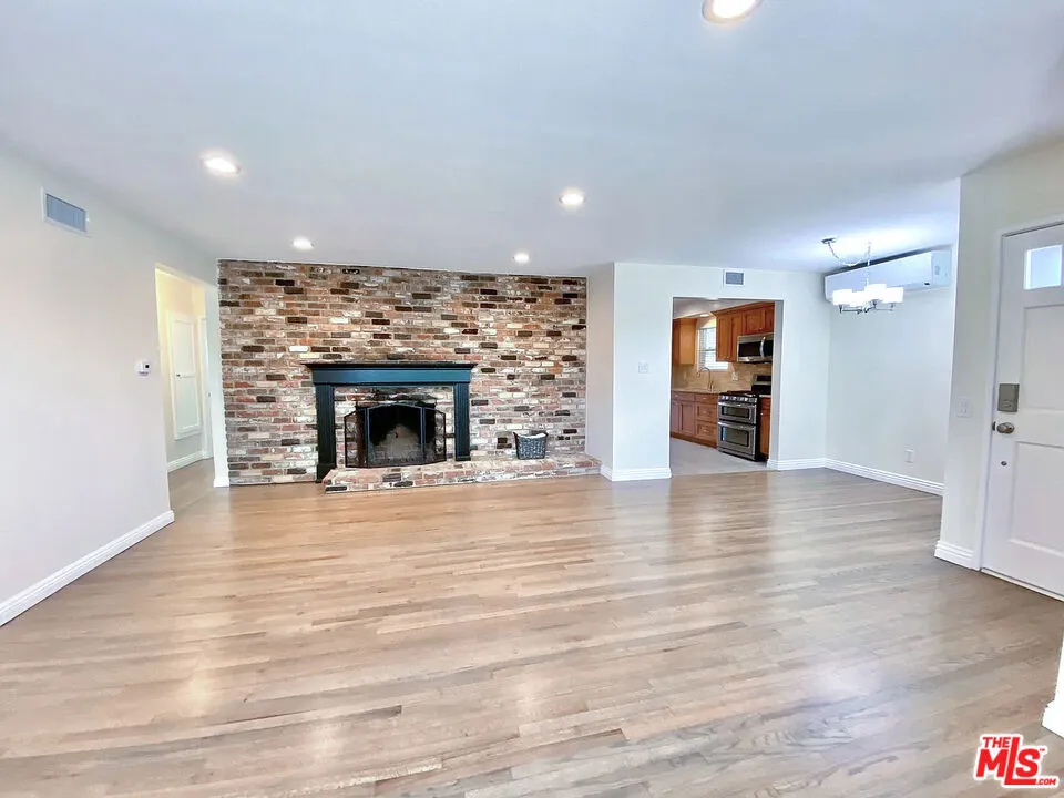 18515 Doty Avenue Torrance, CA 90504