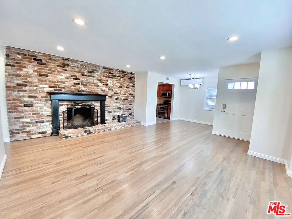 18515 Doty Avenue Torrance, CA 90504