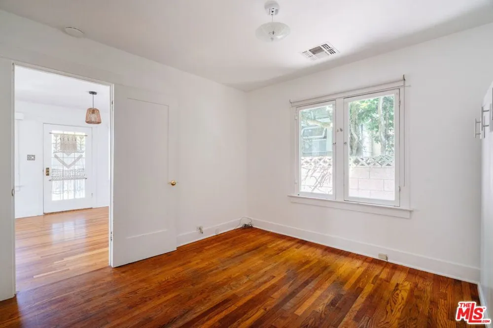840 Milwood Avenue Los Angeles, CA 90291