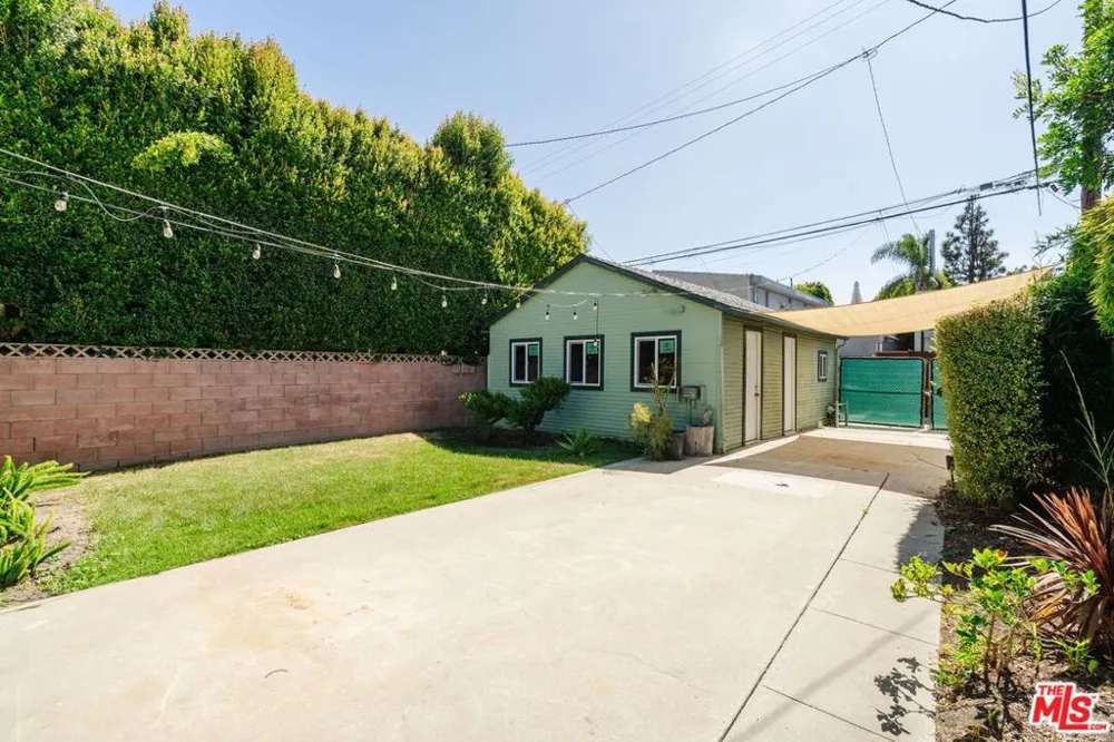 840 Milwood Avenue Los Angeles, CA 90291