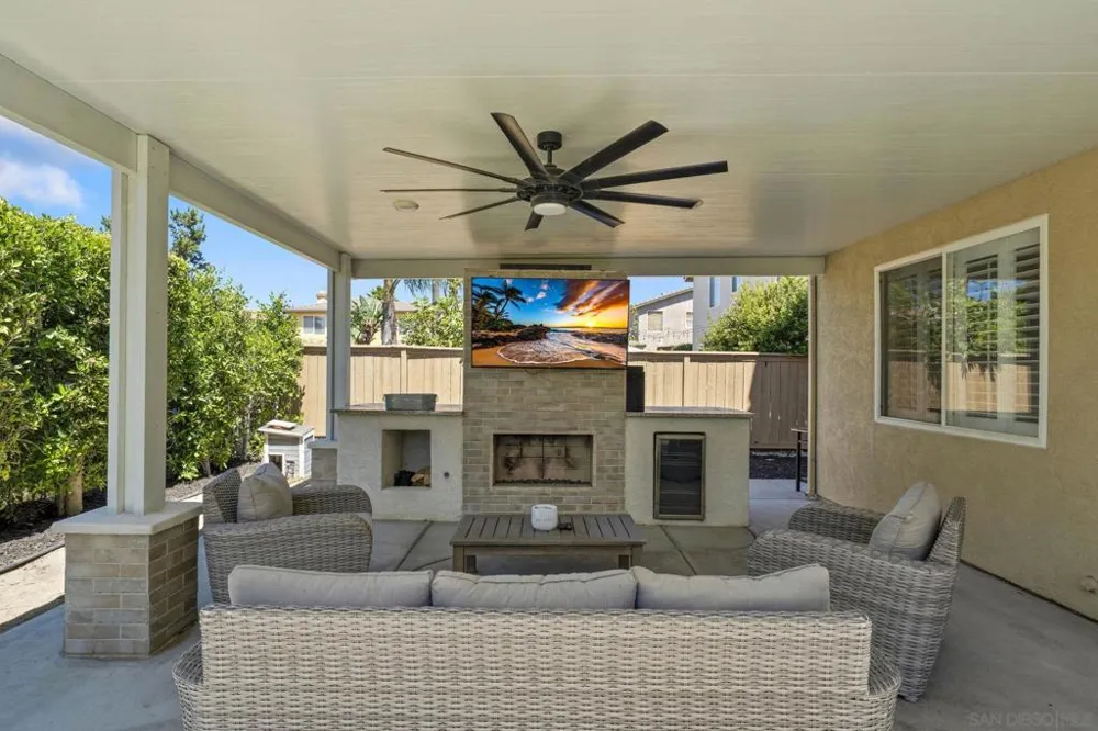1961 Petaluma Chula Vista, CA 91913