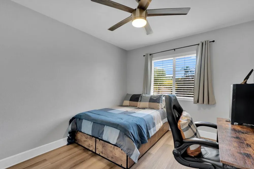 1961 Petaluma Chula Vista, CA 91913