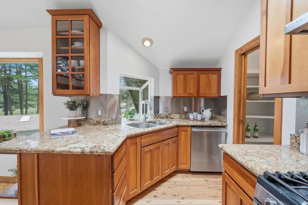 1441 Alamo Street Montara, CA 94037