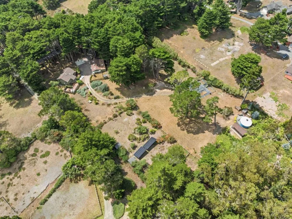1441 Alamo Street Montara, CA 94037