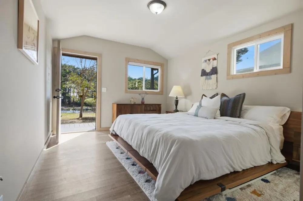 1441 Alamo Street Montara, CA 94037