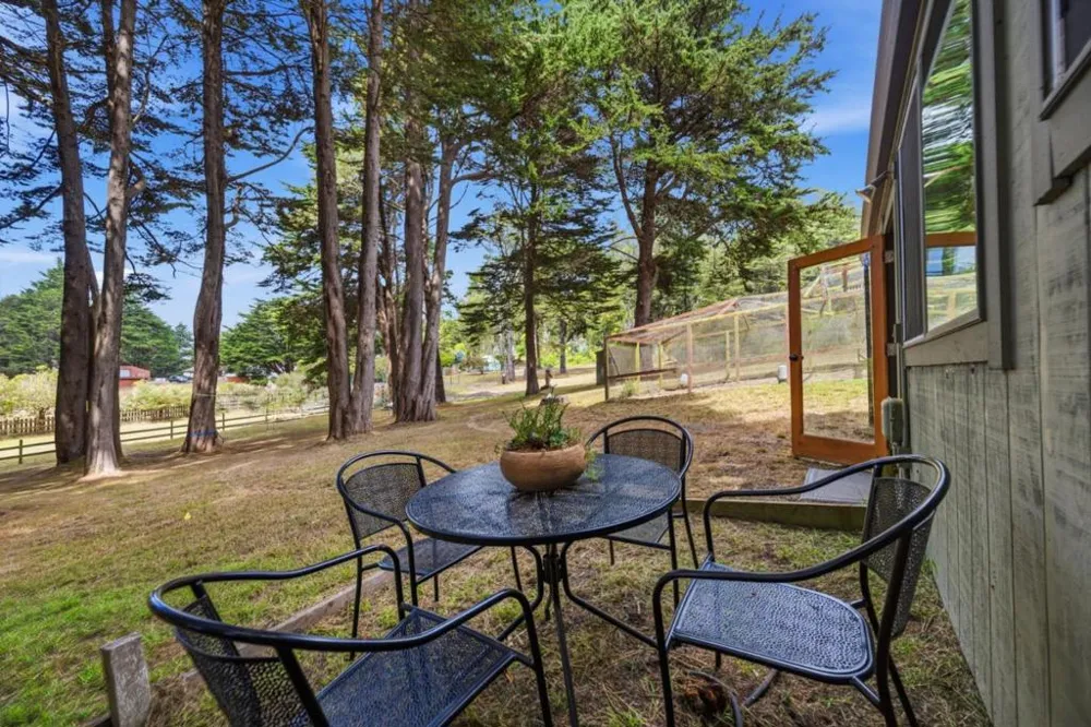 1441 Alamo Street Montara, CA 94037