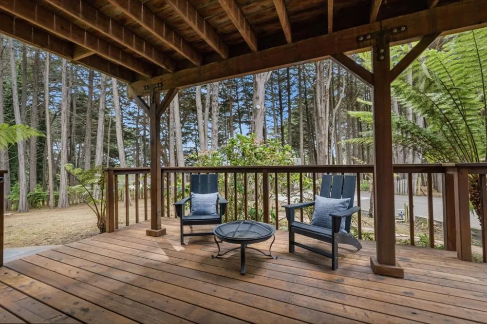 1441 Alamo Street Montara, CA 94037