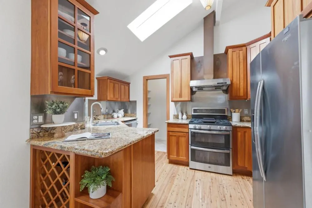 1441 Alamo Street Montara, CA 94037
