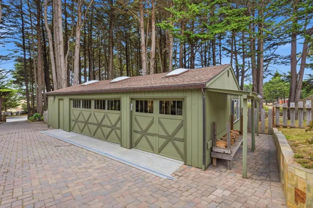 1441 Alamo Street Montara, CA 94037