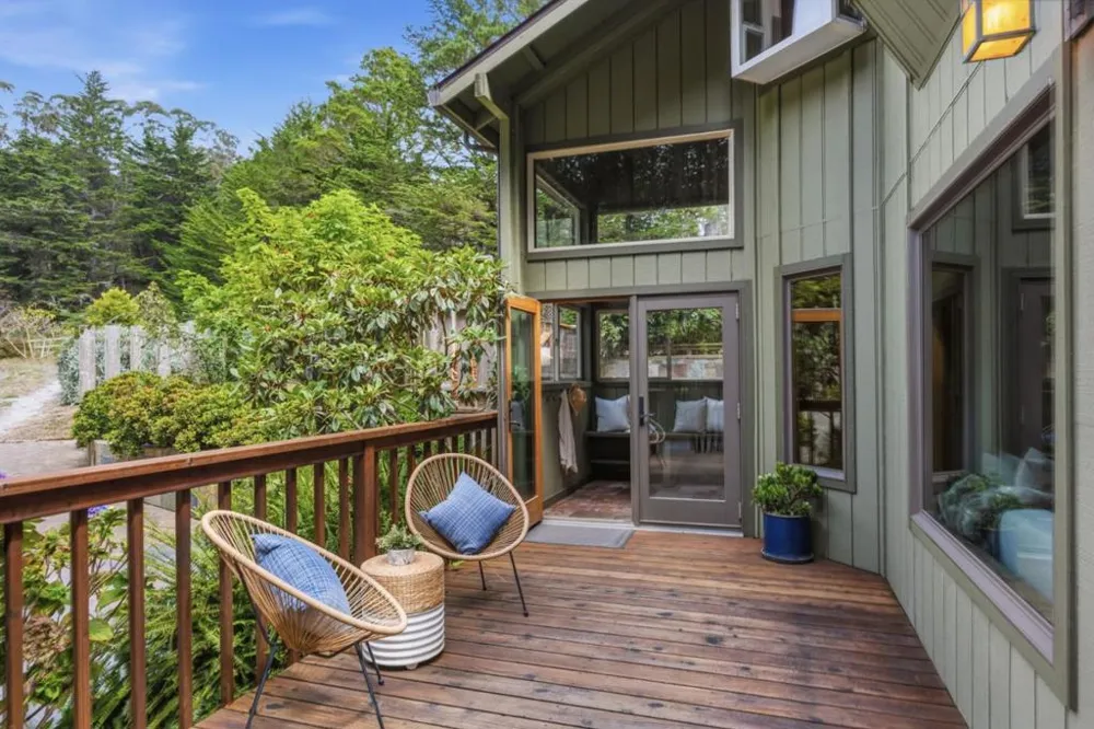 1441 Alamo Street Montara, CA 94037
