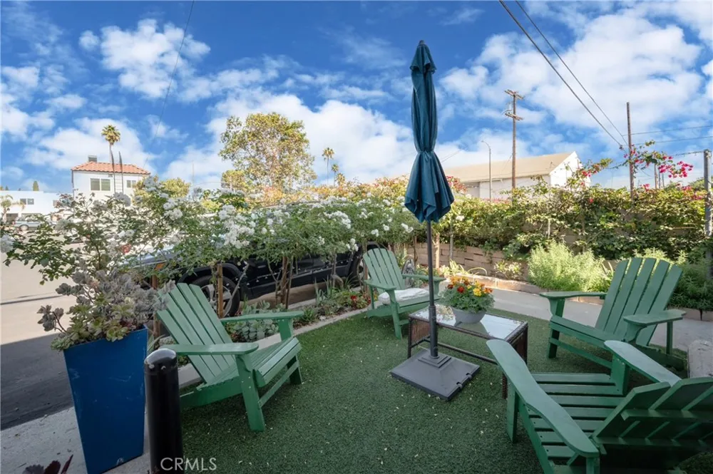 1404 Pacific Coast Hwy Harbor City, CA 90710