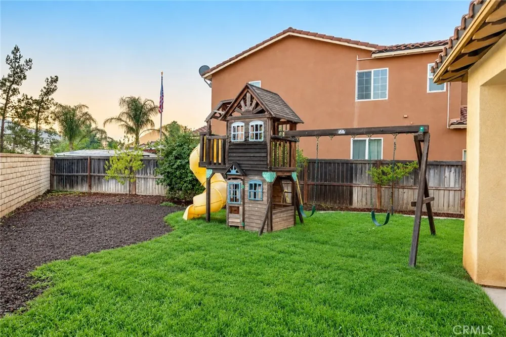 1246 Reisling Drive Perris, CA 92571