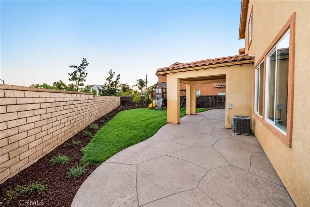 1246 Reisling Drive Perris, CA 92571