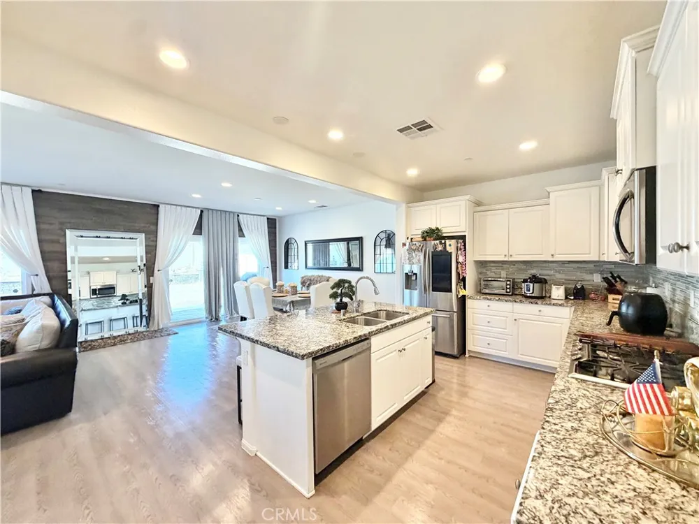 30120 Crescent Pointe Way Menifee, CA 92585