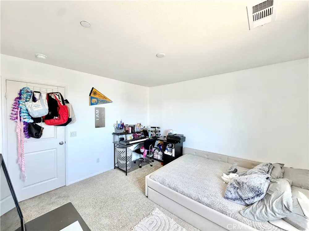 30120 Crescent Pointe Way Menifee, CA 92585