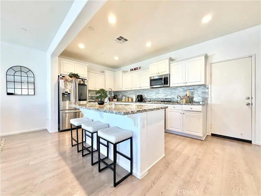 30120 Crescent Pointe Way Menifee, CA 92585