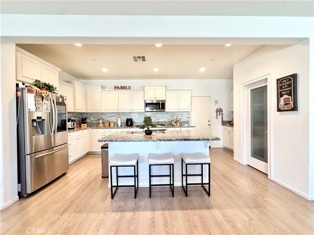 30120 Crescent Pointe Way Menifee, CA 92585