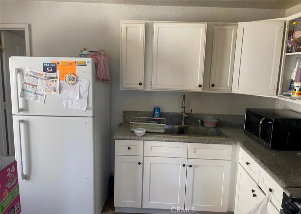 7047 Dwight Way Way San Bernardino, CA 92404