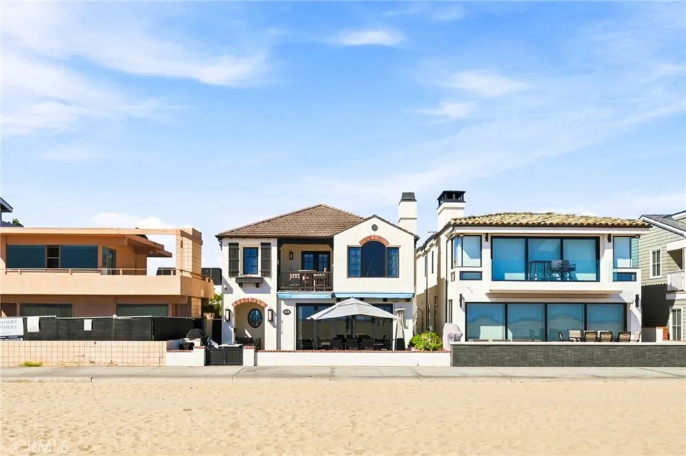 1228 W Oceanfront Newport Beach, CA 92661