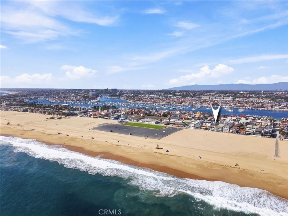 1228 W Oceanfront Newport Beach, CA 92661