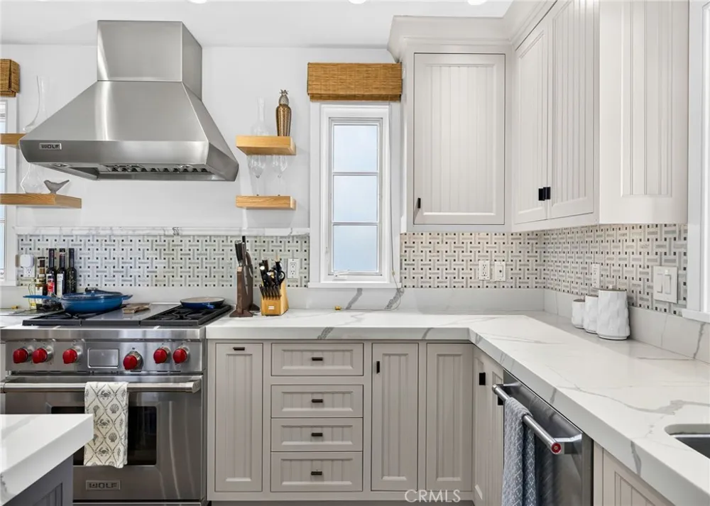 1228 W Oceanfront Newport Beach, CA 92661