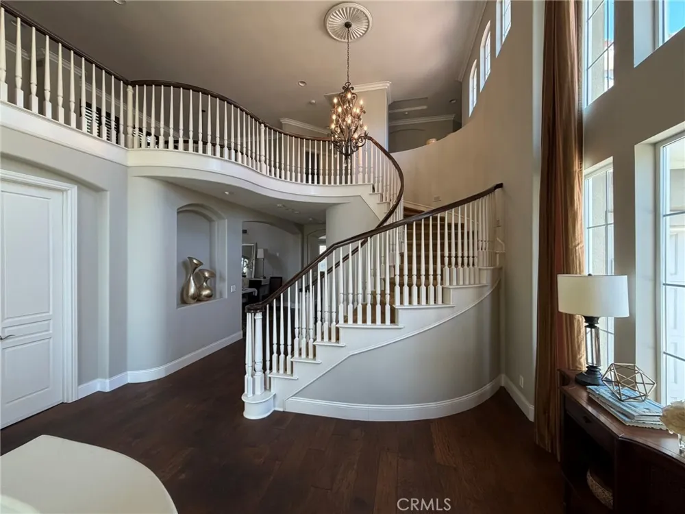 1 Shadow Irvine, CA 92620