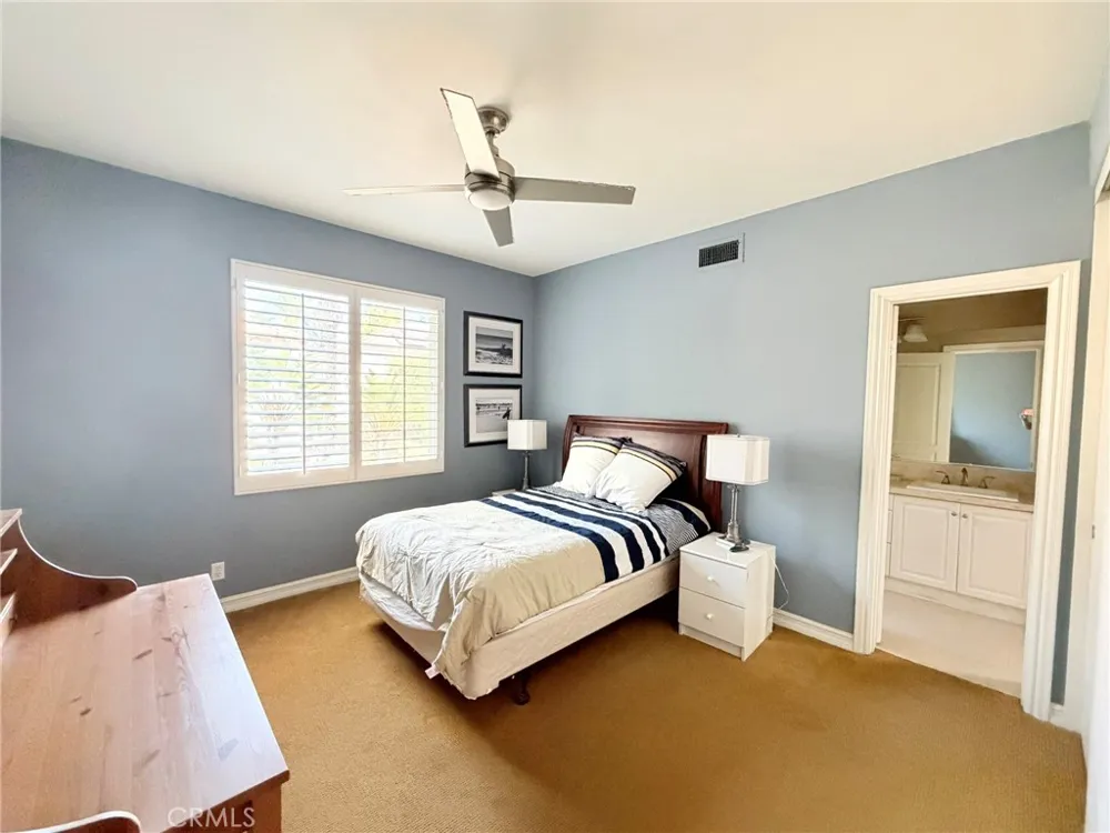 1 Shadow Irvine, CA 92620