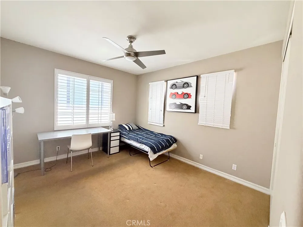 1 Shadow Irvine, CA 92620