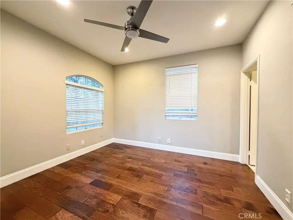 1 Shadow Irvine, CA 92620