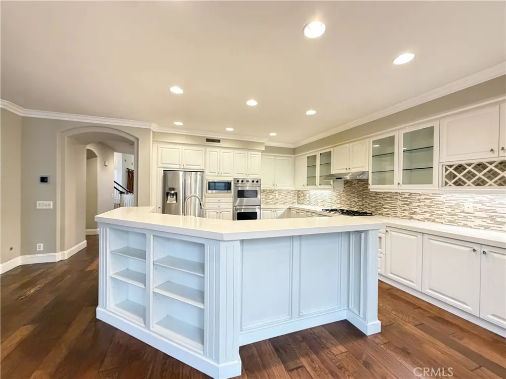 1 Shadow Irvine, CA 92620