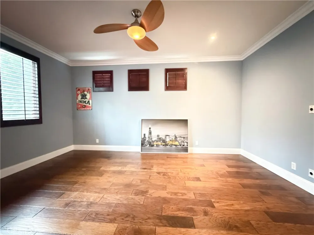 1 Shadow Irvine, CA 92620