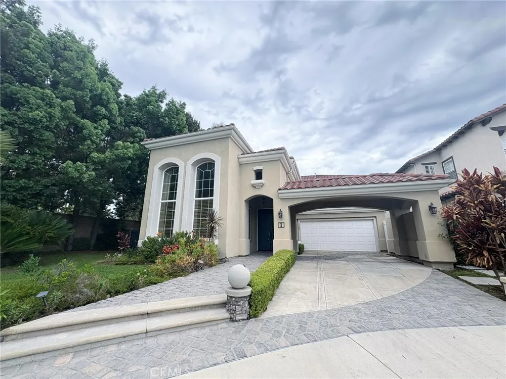 1 Shadow Irvine, CA 92620