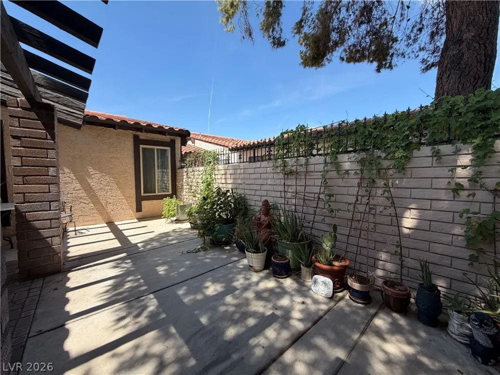 2212 Plaza Del Prado Las Vegas, NV 89102