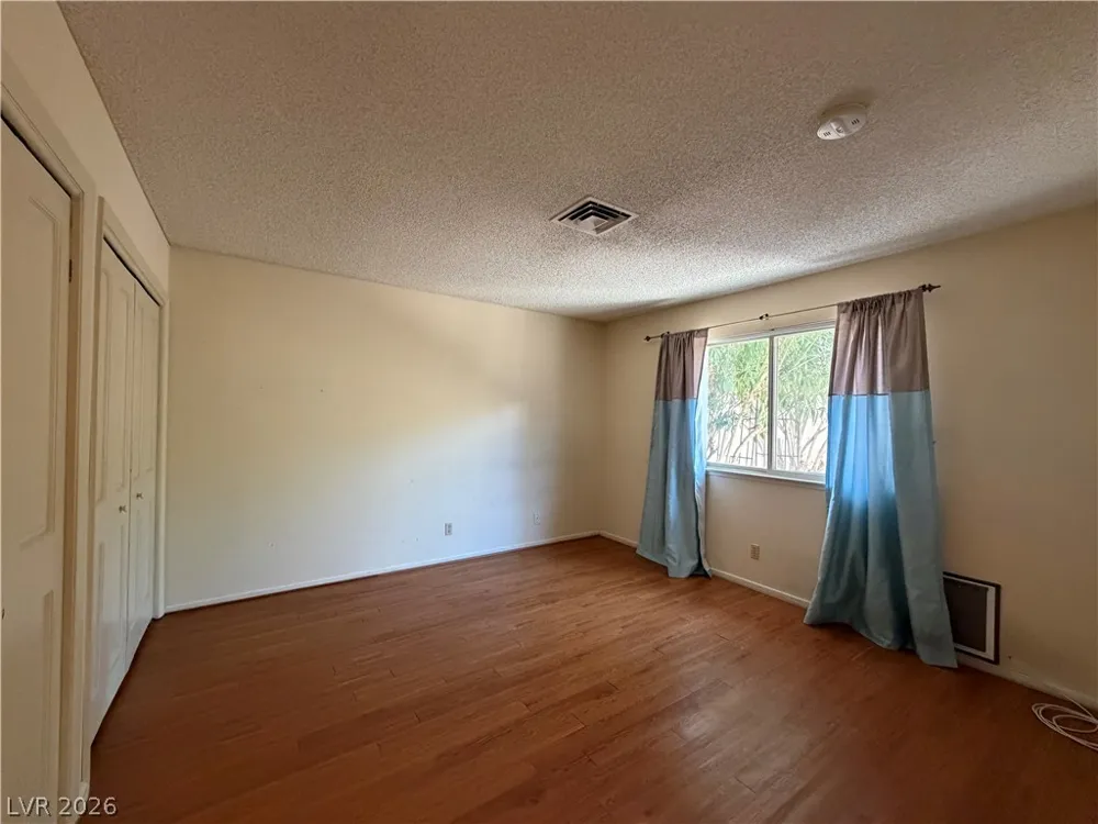 2212 Plaza Del Prado Las Vegas, NV 89102