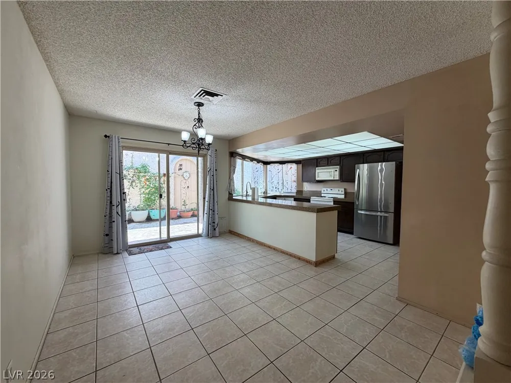 2212 Plaza Del Prado Las Vegas, NV 89102