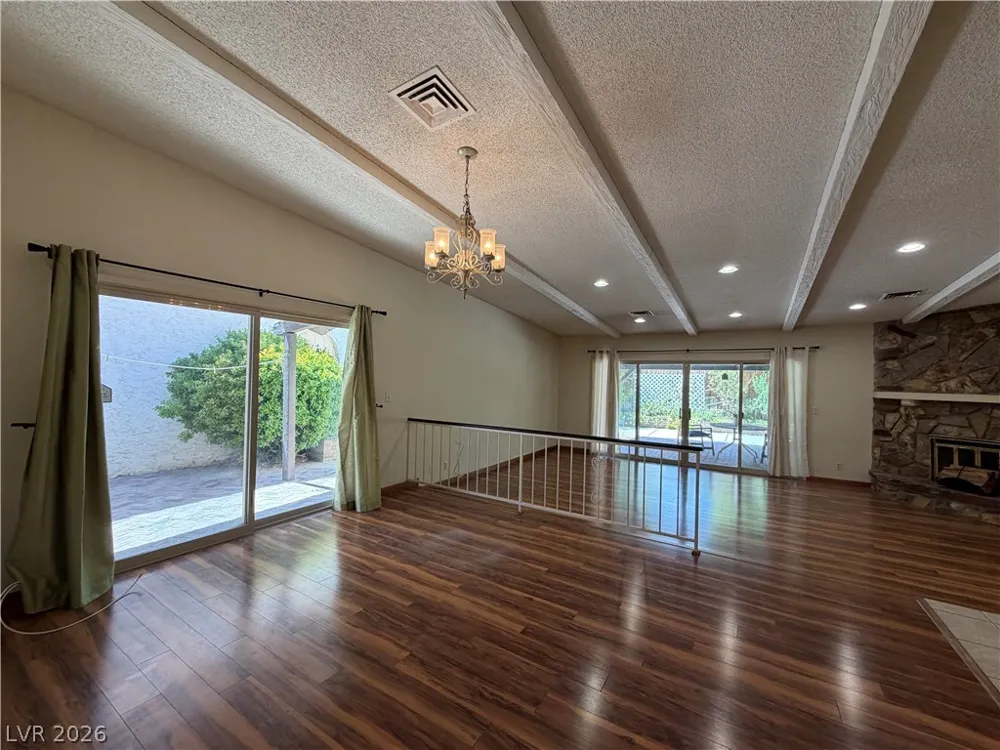 2212 Plaza Del Prado Las Vegas, NV 89102