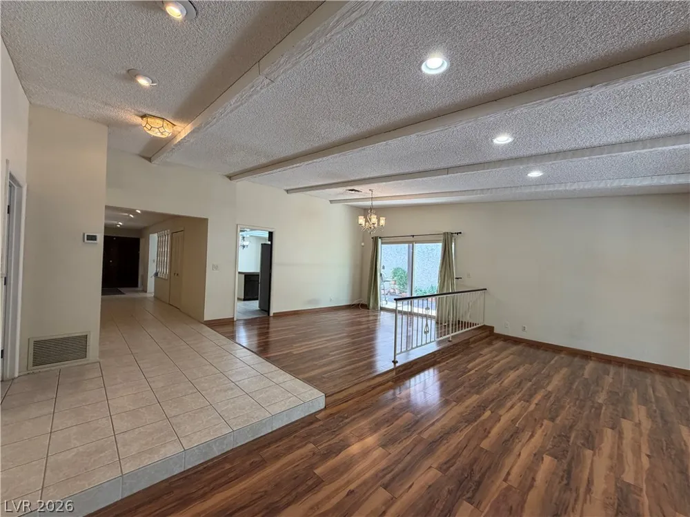2212 Plaza Del Prado Las Vegas, NV 89102