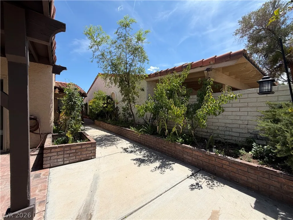2212 Plaza Del Prado Las Vegas, NV 89102