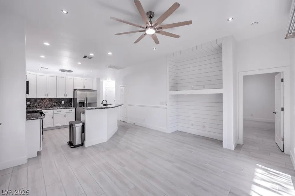 111 Twin Towers Avenue Las Vegas, NV 89123