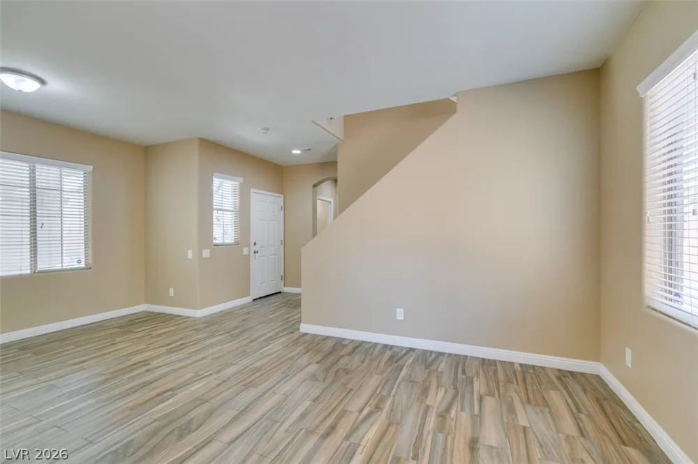8944 Bandinella Avenue Las Vegas, NV 89148